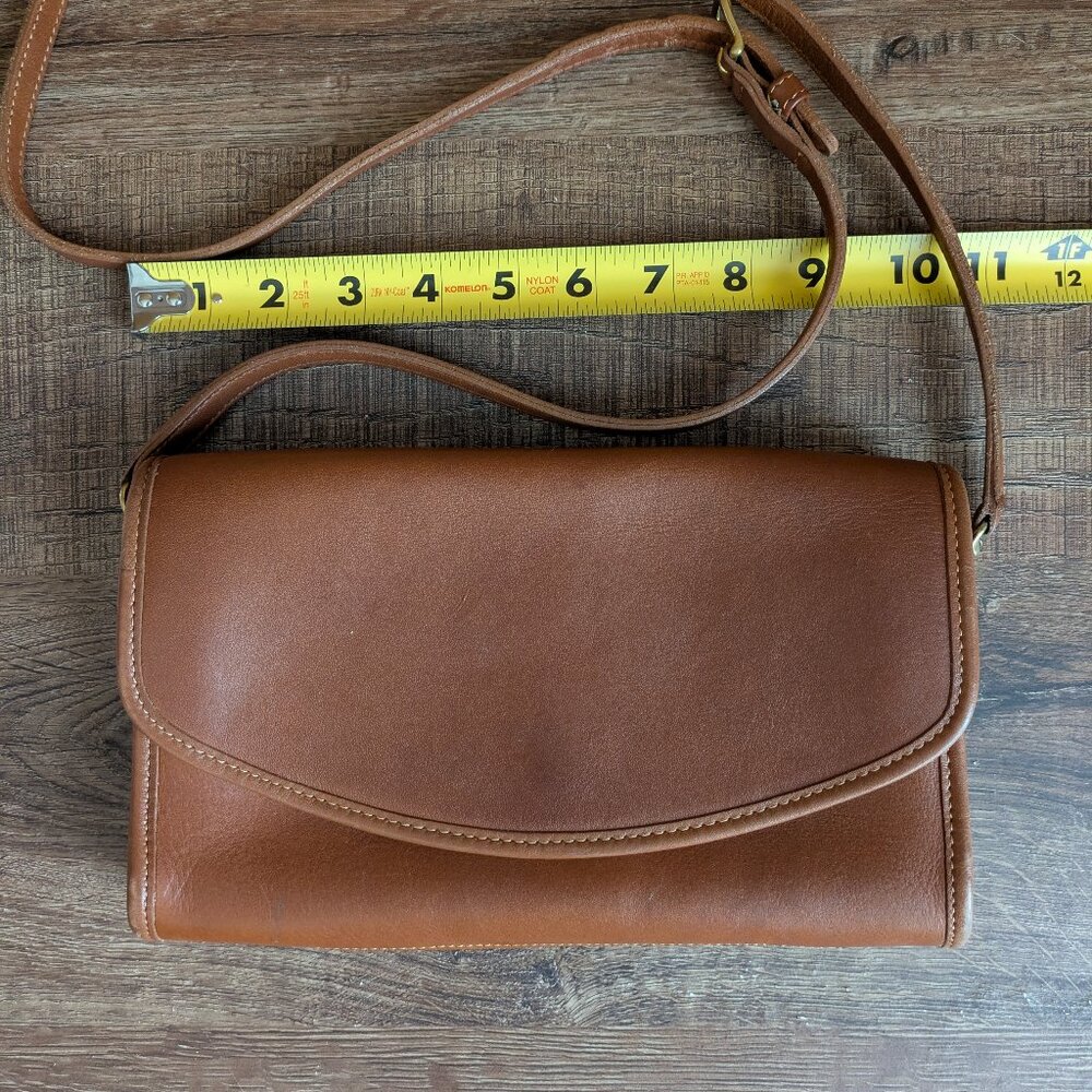 Vintage Coach Sterling Crossbody Clutch Bag British Tan